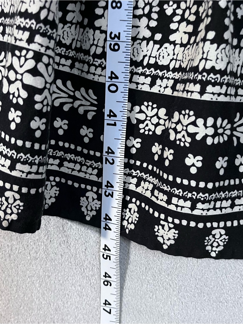 The Pioneer Woman Black White Floral Smocked Midi Dress Milkmaid Boho - Picture 7 of 9